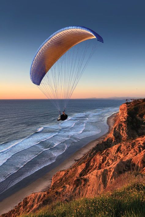 Hang Gliding off Torrey Pines. Shot by James Marciariello. #GetOutsideSD Wildlife Design, Nature Magic, Hang Gliding, Torrey Pines, By Any Means Necessary, Parasailing, Adventure Sports, Outdoor Photos, Skydiving