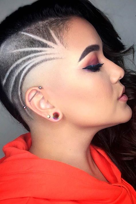 Side Shaving Pattern #shavinghair #brunettehair ★  Undercut women hair styles are super daring, and that is why not every babe can pull one off. But if you are an artistic person or a tomboy we are sure that you can sport an undercut. See the trendiest undercuts here. #glaminati #lifestyle #undercutwomen Side Shave Design, Shave Designs, Hair Tattoo Designs, Hairline Tattoos, Shaved Head Designs, Undercut Hair Designs, Shaved Designs, Undercut Long Hair, Shaved Hair Cuts