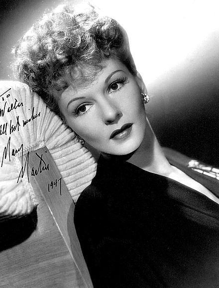 Mary Martin - 1947. From Weatherford, Texas. Mother of Larry Hagman. Mary Martin, Texas Music, John Wayne, Golden Age Of Hollywood, Grace Kelly, Hollywood Stars, Classic Hollywood, Quality Images, Old Hollywood