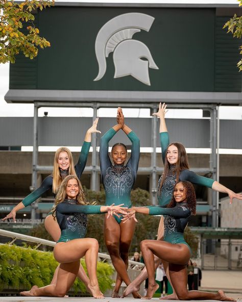 Gymnastics Poses, Gymnastics Pictures, Michigan State, Go Green, Athletic Women, Leotards, Missouri, Gymnastics, Michigan