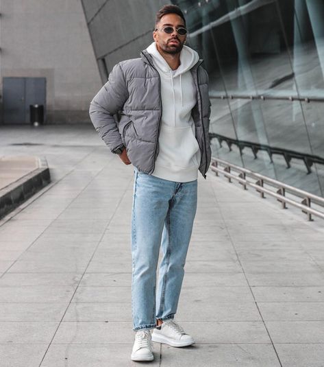 White Hoodie Outfit Men, Hoodie Men Outfit, White Hoodie Outfit, Light Jeans Outfit, Black Hoodie Outfit, Blue Jeans Outfit Men, Light Blue Jeans Outfit, Hoddies Outfits, Hoody Outfits