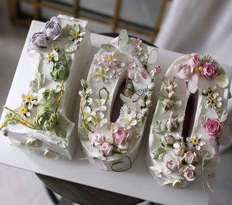 100 Cake Number, Floral Number Cake, Flower Numbers, Fondant Numbers, Fondant Letters, Elegant Cake Design, Cake Number, Alphabet Cake, Number Birthday Cakes