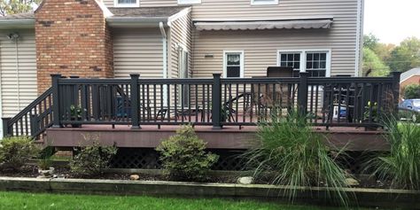 Can You Paint Composite Deck Railings? - Monk's Home Improvements Dyi Deck, Painted Decks, Deck Panels, Vinyl Deck Railing, Composite Railing, Composite Deck Railing, Vinyl Deck, Paint Vinyl, Patio Railing