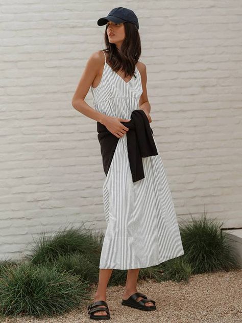 16 Summer-to-Fall Layering Pieces From Jenni Kayne | Who What Wear Airy Dress, The Cove, Jenni Kayne, Cozy Season, Sweater Layering, Ankle Length Dress, Summer To Fall, Dressed To Kill, Fashion Over 50