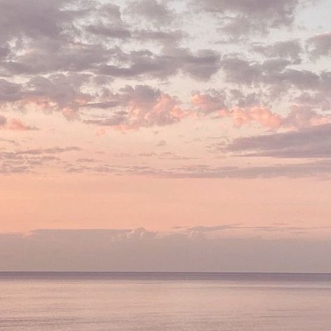 Pastel Sunset, Music On Spotify, Pastel Sky, Rainbow Sky, Cute Pastel Wallpaper, Pastel Pink Aesthetic, Pink Sunset, Pretty Sky, Sky And Clouds