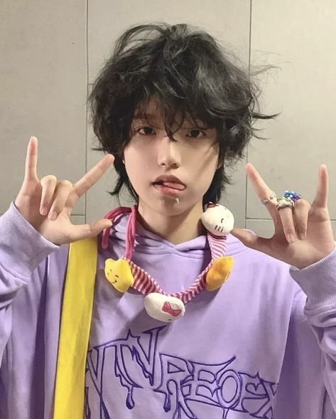 Hairstyle References, Harajuku Hair, Poofy Hair, Human Icon, People Poses, Human Reference, Body Reference Poses, Cute Asian Guys, Human Poses Reference