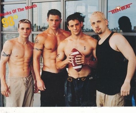 33 Pictures That Should Be Left In The '90s - BuzzFeed Mobile 98 Degrees Band, Drew Lachey, 98 Degrees, 90s Boy Bands, Nick Lachey, Boyz Ii Men, Ricky Martin, Band Photos, Backstreet Boys