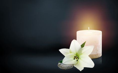 Rip Candle Images, Candles Black Background, Condolences Candle Light, Candle And Flower, Candle With Flowers, Condolence Picture Candle, Advent Hope, Christmas Theme Background, Candle Photography Dark