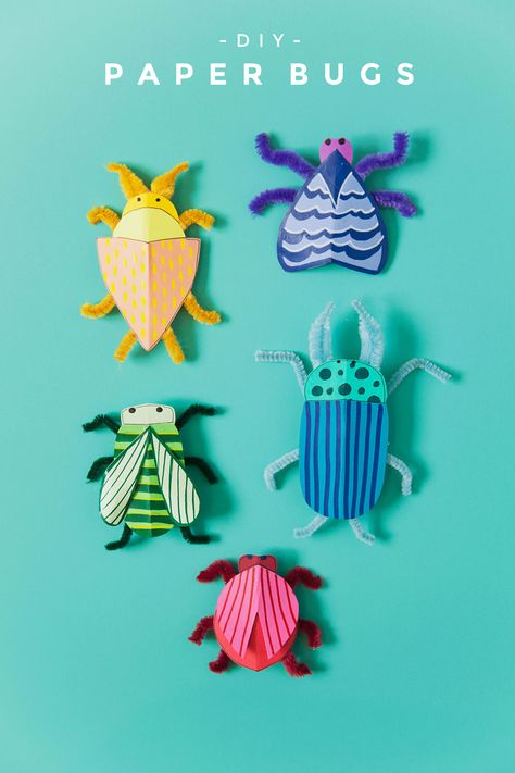 These cute DIY paper bugs are so much fun and a great craft with your kids. Insect Crafts, Bug Crafts, Folding Origami, Bug Art, Fun Crafts To Do, Kid Craft, Aktivitas Montessori, Insect Art, Easy Crafts For Kids