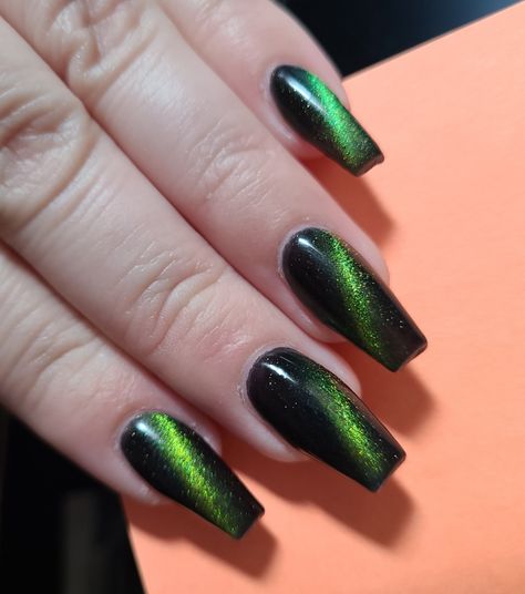 Nails by Aaron at Greenfield Nail salon Chandler AZ. Green Tiger Eye Nails, Black And Green Cat Eye Nails, Tiger Eye Nails Design, Tiger Eye Nails, Gel Coffin, Green Cat Eye, Tiger Nails, Waterslide Decal Paper, Green Tiger Eye