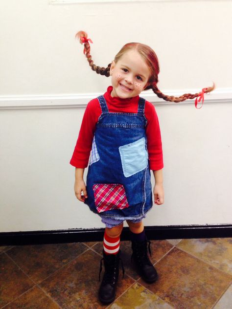 Pippi Longstocking Pippi Longstocking Costume, Pippi Longstocking Costumes, Book Week Costume Ideas, Storybook Character Costumes, Book Character Day, Children's Book Characters, Teacher Costumes, Book Character Costumes, Carnival Dress