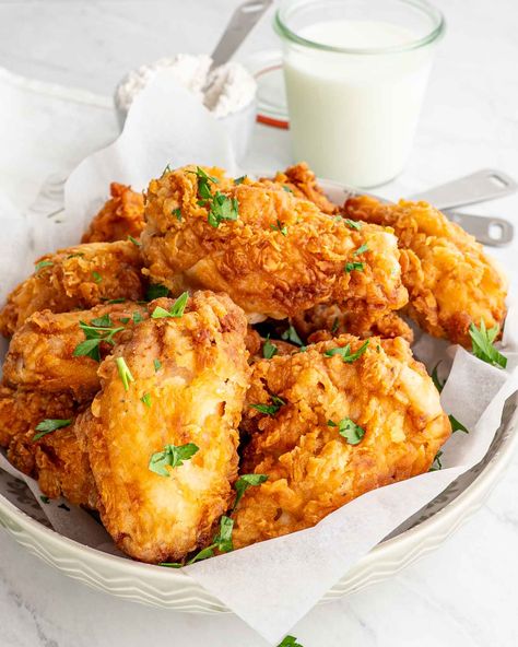 Fried Chicken Aesthetic, Buttermilk Fried Chicken Recipe, Chicken Aesthetic, Banana Fritters, Buttermilk Chicken, Fried Chicken Recipe, Buttermilk Fried Chicken, Butter Milk, Fried Chicken Recipes