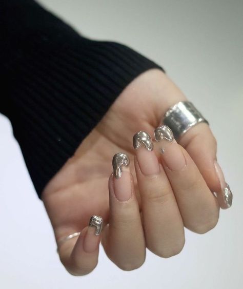 alejandra on Twitter: "ooooooo… " 3d Chrome, Natural Nail Art, Chrome Nail Art, Nail Swag, Dream Nails, 3d Nail Art, Gel Nail Art, Chrome Nails, Square Nails