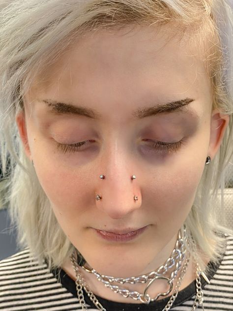 Double Nostril, Double Nostril Piercing, Nose Piercings, Unique Faces, Some Body, Body Piercings, Body Modifications, Body Piercing Jewelry, Nose Piercing