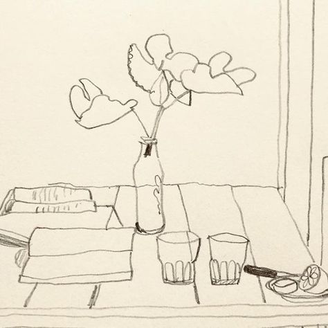 Janie Longmore on Instagram: "Clutter and table tops, evidence of meals eaten, books reading and general stuff about, all are ready made compositions perfect to sketch, an antidote to set up still-life they are ready made scenes ideal for sketching quickly 🥫 #lineart #drawing #sketchbook #pencildrawing #books #stilllife #kitchenart #foodart #bookstagram #booksbooksbooks #kitchentable" Kitchen Still Life Drawing, A Drawing A Day, Drawing Board Design, Table Setting Drawing, Tea Pot Still Life, Table Drawing Sketch, Meal Drawing, Continous Line Drawing, Food Animation