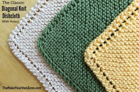 The Diagonal Knit Dishcloth - Free Knitting Pattern includes the classic version with holes on the edge, and an update No Holes version too! Knitting Dishcloth, Knitted Dishcloth Patterns Free, Knit Dishcloth Pattern, Knitted Washcloth Patterns, Dishcloth Patterns Free, Knitted Washcloths, Dishcloth Knitting Patterns, Dishcloth Crochet Pattern, Washcloth Pattern