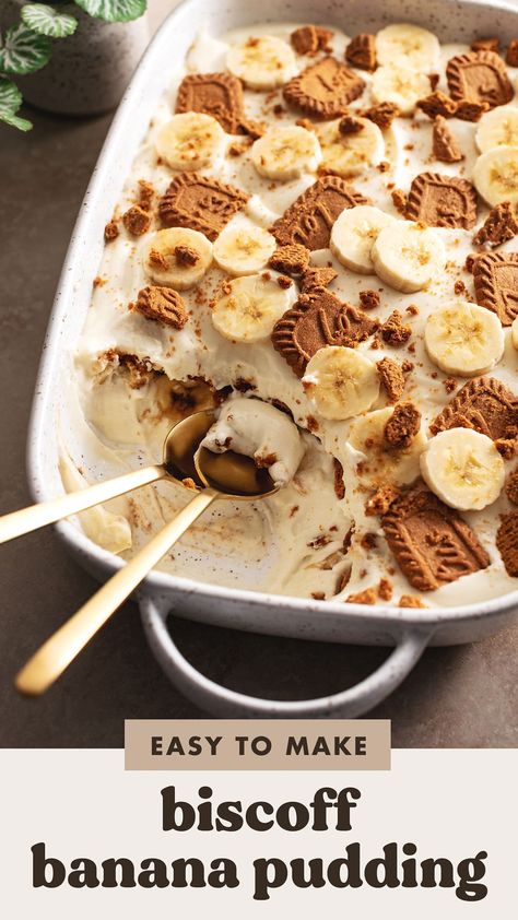 Creamy and easy to make biscoff banana pudding made with Lotus biscoff cookies instead of nilla wafers. It's a delicious twist on a classic no-bake dessert. #bananapudding #biscoff | teakandthyme.com Biscoff Banana, Biscoff Recipes, Infused Waters, Nilla Wafers, Biscoff Cookies, Lotus Biscoff, Banana Dessert, Bake Dessert, Fruit Infused