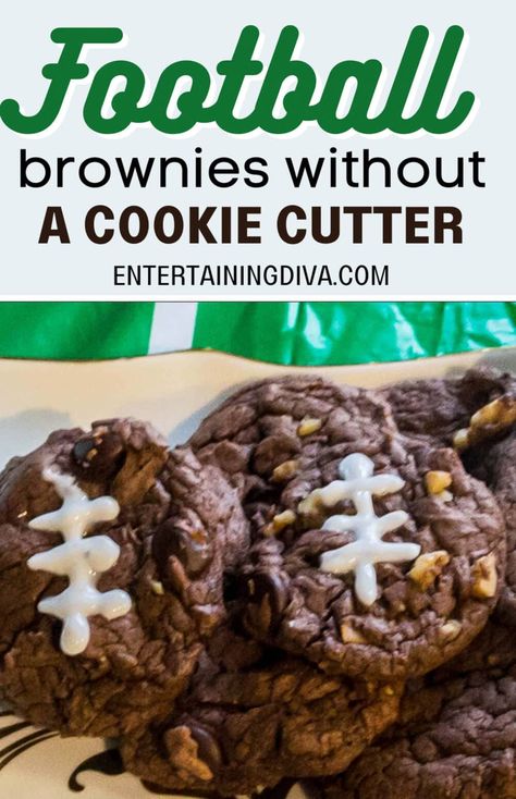 Easy Football Brownies (Without A Cookie Cutter) | Party Desserts Super Bowl Party Games, Football Party Printables, Football Brownies, Football Party Appetizers, Appetizers Football, Party Food Birthday, Football Cakes, Super Bowl Party Ideas, Football Party Decorations