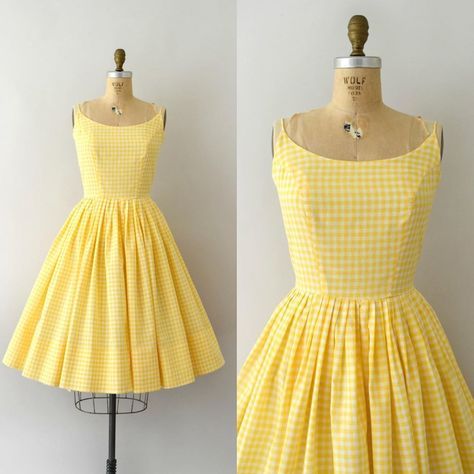 1950 Dress, Yellow Vintage Dress, Yellow Gingham, Vintage Dresses 50s, Vintage Wardrobe, Scoop Neck Dress, Creation Couture, 50s Dresses, Fantasy Dress