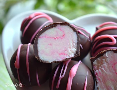 Chocolate Raspberry Truffles THM S, Sugar-free, Low-carb, Keto – Around the Family Table – Food. Fun. Fellowship Sugar Free Truffles, Chocolate Raspberry Truffles, Raspberry Truffles, Around The Family Table, Sugar Free White Chocolate, Raspberry Thumbprint Cookies, Triple Chocolate Cheesecake, Chocolate Garnishes, Fudge Cookies