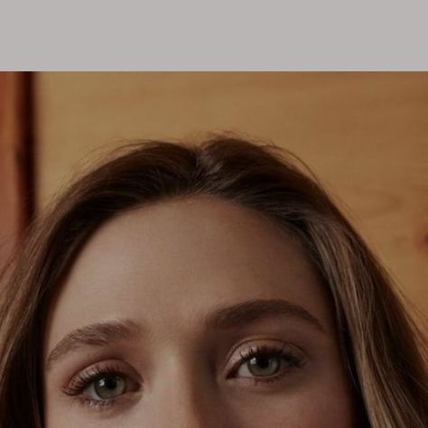 Color Season Analysis + Personal Styling on Instagram: "Color Analysis for makeup 🤍 Elizabeth Olsen is a Soft Autumn and looks in harmony with soft, makeup. She is overpowered by darkness and brightness. . . . . . #coloranalysis #colouranalysis #coloranalyst #softautumn #coloranalysisautumn" Seasonal Color Analysis, Soft Autumn, Color Analysis, Elizabeth Olsen, Personal Style, Makeup, Color, Instagram