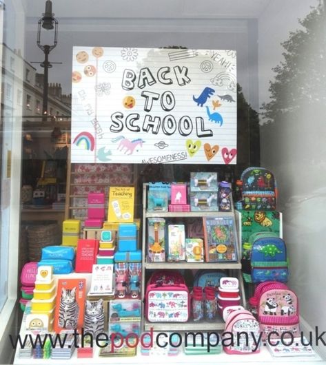 Back to School 2017 Back To School Visual Merchandising, School Window Display, Back To School Window Display, School Store, Bookstore Cafe, School 2017, Stationery Store, Window Displays, Store Displays