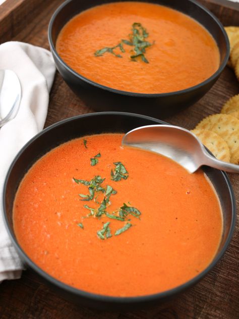 Tomato Soup Instant Pot, Instant Pot Tomato Soup, Instant Pot Tomato Sauce, Instapot Tomato Soup Recipes, Homemade Tomato Soup Instant Pot, Instant Pot Tomato Rice Soup, Fresh Tomato Soup Instant Pot, Instant Pot Tomato Basil Soup, Tomato Basil Soup