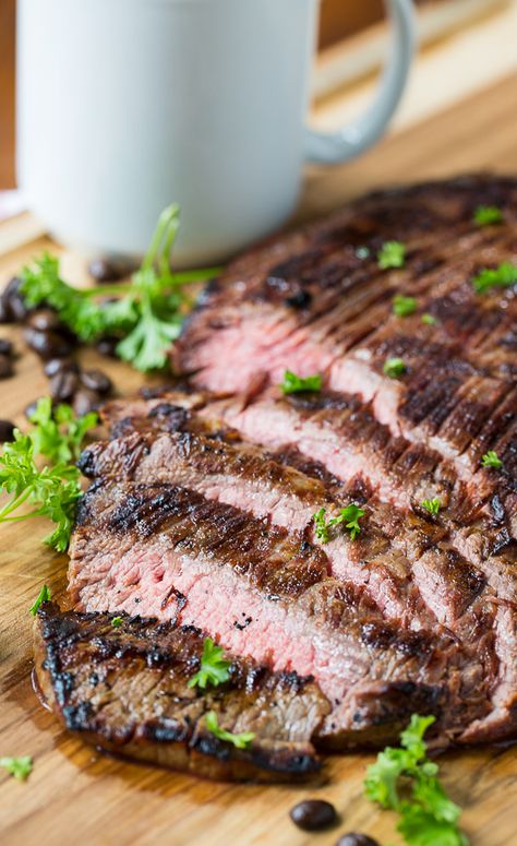 Coffee and Soy Marinated Flank Steak. Who would have thought coffee would make such a great marinade addition? Carne Asada Recipes, Steak Marinade Recipes, Marinated Flank Steak, Easy Marinades, Grilled Flank Steak, Sous Vide Recipes, Corn Salsa, Steak Marinade, Sous Vide Cooking