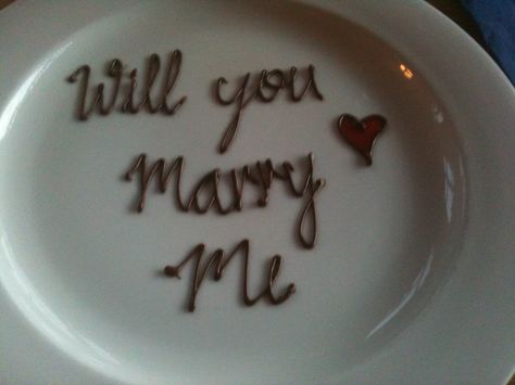 Happily engaged as of tonight, We were at Strawberry Fare and he got the chef to use chocolate to write 'will you marry me' on a plate and got it delivered to our table and then he got down on one knee. Sooo cute. Valentines Room, Soulmates Quotes, Chocolate Writing, Marriage Quotes From The Bible, Happily Engaged, Aesthetic Home Decor Ideas, Romantic Marriage, Proposal Planning, Aesthetic Home Decor