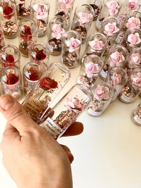 Classy Wedding Favors, Debut Theme, 21st Birthday Ideas, Glass Dome Cloche, Pink Favours, Beauty And The Beast Party, Elegant Wedding Favors, Bachelorette Favors, Custom Party Favors