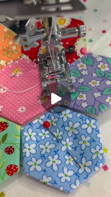 How To Quilt A Hexie Quilt, Sewing Hexagons Together, Hexagon Sewing Projects Ideas, How To Sew Hexagons Together By Machine, How To Sew Hexies Together By Machine, Hexagon Quilt Blocks Free Pattern, Sewing Hexies By Machine, How To Make Hexagons For Quilting, Hexagon Quilt Hand Sewn