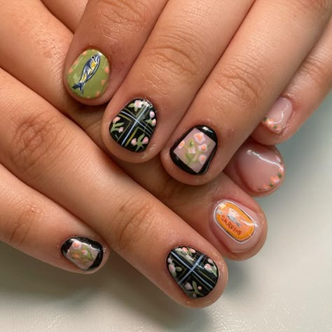 Kamrynn petersen 🔅 licenced nail tech :) | I had to spell sardines wrong. Sorry I can’t write microscopic | Instagram Sardine Nail Art, Sardine Nails, Nail Tech Outfits, Short Funky Nails, Europe Nails, Self Nail, Strawberry Breakfast, Boho Nails, Retro Nails