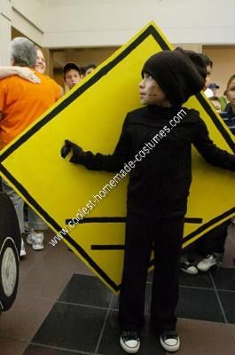 Homemade Pedestrian Crossing Sign Halloween Costume: My daughter told me she wanted to be a stop sign for Halloween.  Well, I thought that was kinda boring so I talked her into being a Pedestrian Sign.  Yellow Street Sign Costume, Road Sign Halloween Costume, Stop Sign Halloween Costume, Pedestrian Sign, Pedestrian Crossing, Construction Signs, Homemade Costume, Crossing Sign, Fall Festivities