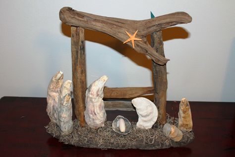 Driftwood & oyster shell nativity manger.  www.palmettodriftwood.com Oyster Shell Nativity, Shell Nativity, Shells Ideas, 3 Wise Men, Pawleys Island Sc, Shell Ideas, Oyster Shell Crafts, Barn Animals, Crab Decor