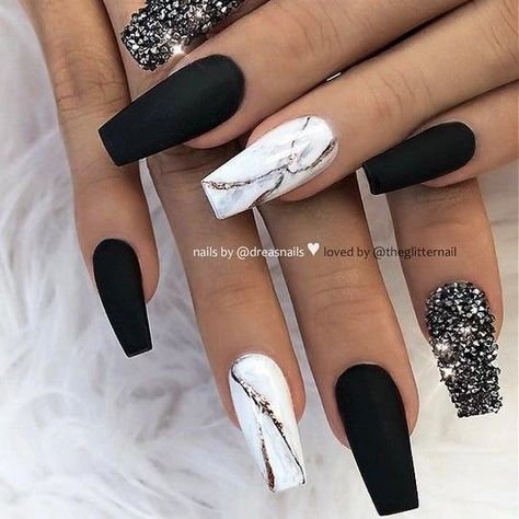 Nail Coffin, Nail Acrylic, Nails Matte, Matte Nail, White Acrylic Nails, Daily Nail, Cute Acrylic Nail Designs, Almond Nails Designs, Black Nail Designs