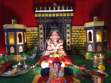 Ganpati Decoration Fort Theme, Fort Decoration For Ganpati, Ganpati Decoration Theme, Ganpati Decor, Clay Ganesha, Photos Of Ganesha, Allu Arjun Images, Ganpati Decoration At Home, Decoration Theme