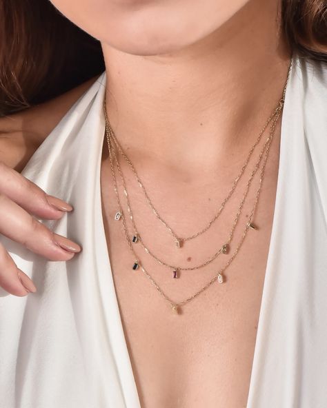 ✨ Layers of elegance, sparkle, and sophistication. Our 10K Gold Three-Layered Gemstone Necklace is the perfect touch to elevate any outfit, with vibrant stones in delicate gold chains that flow seamlessly. A statement piece that shines with every move. 💎💫 Tap to shop and bring a pop of color to your collection! #FeelingGoldJewelry #10KGold #LayeredNecklaces #GoldJewelryLover #EverydayLuxury #GemstoneJewelry Everyday Luxuries, 10k Gold, Gemstone Necklace, Layered Necklaces, Gold Chains, Statement Pieces, Gemstone Jewelry, Gold Jewelry, Tap