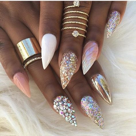 Gem Nail Designs, Extra Nails, Girls Nail Designs, Coffin Acrylic Nails, Nails Styles, Salon Nails, Diy Unicorn, Nails Yellow, Stiletto Nail Art