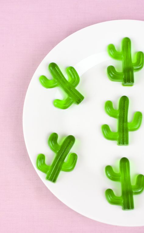 These super cute AND delicious treats are also super EASY to make! Learn how to quickly whip them up for your next party! Coconut Jelly, Silicone Ice Cube Tray, Ice Cube Trays, Green Food Coloring, Slices Recipes, Fun Treats, Fine Food, Pina Colada, Gummy Candy