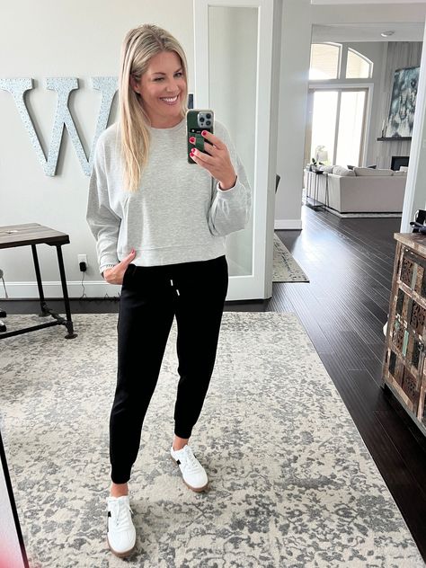 Shop Scoop Women's Ultimate ScubaKnit … and other curated products on LTK, the easiest way to shop everything from your favorite creators. Summer Outfits Athleisure, Casual Teacher Outfits, Teacher Fits, Athleisure Women, Causal Outfits, Athleisure Outfits, Teacher Outfits, Summer Fashion Outfits, Fashion Blog