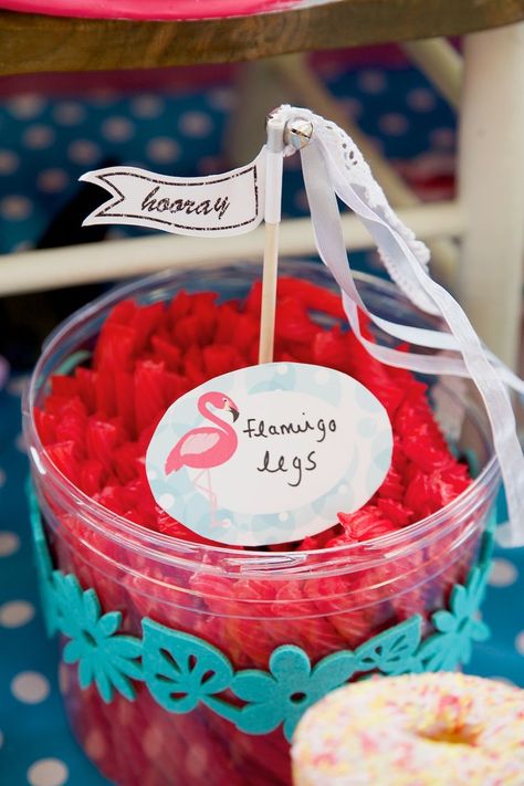 Flamingo Party Flamingo Party Food, Flamingo Party Ideas, Birthday Flamingo, Flamingle Party, Flamingo Pool Parties, Pink Flamingo Party, Flamingo Themed Party, Flamingo Pool, Let's Flamingle