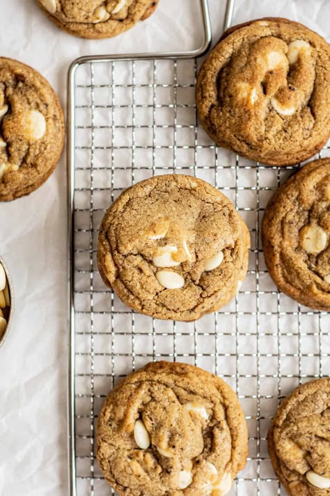 Cappuccino Cookies (White Chocolate Coffee) Cappuccino Cookies, Chocolate Coffee Cookies, Cappuccino Dessert, White Chocolate Coffee, Cappuccino Cookie, Cookies White Chocolate, Cookies Without Brown Sugar, Egg Free Cookies, Butter Pecan Cookies