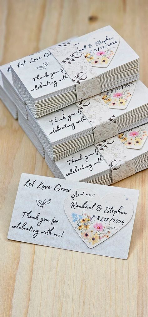 Seed Paper Diy, Seed Paper Wedding Favors, Flower Seeds Wedding Favor, Wedding Seed Packet Favors, Seed Paper Favors, Plantable Wedding Favors, Flower Seed Paper, Seed Packets Favors, Seeded Paper