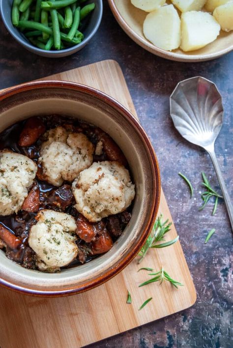 Scottish Beef Stew Recipe, Scottish Beef Stew, Beef Stew And Dumplings, Basic Beef Stew, Slow Cooker Beef Curry, Beef Chunks, Beef Stew With Dumplings, Stew And Dumplings, British Recipes