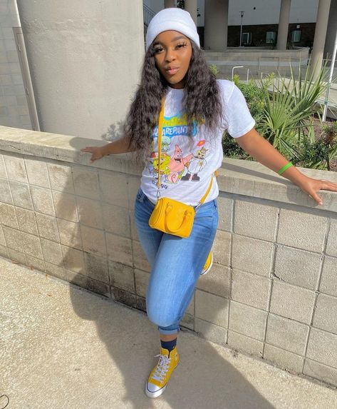 Yellow Chucks Outfit, Outfits With Yellow Converse, Yellow Converse Outfit, Chucks Outfit, Yellow Converse, Boss Chic, Custom Outfits, Converse Outfits, Converse Outfit