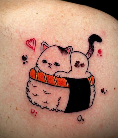 😻 #tattoos #valencia #valenciatattoo #57avenuetattoo #colortattoo #cat #cattattoo #sushi Sushi Cat Tattoo, Sushi Tattoo, Sushi Cat, Cat Tattoo, Color Tattoo, Valencia, Tattoo Designs, Tattoos, Design