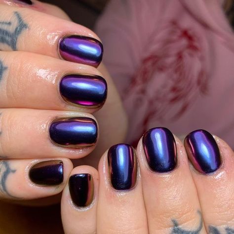 Purple Chrome Nails Square, Cosmos Nails, Chrome Nails Purple, Butter Nails, Cuticle Butter, Purple Chrome Nails, Purple Chrome, Nail Art Studio, Essie Nail