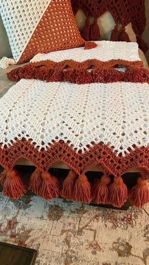 شال كروشيه, Crochet Bedspread Pattern, Crochet Cushion Cover, Crochet Edging Patterns, Easy Crochet Blanket, Crochet Blanket Designs, Crochet Bedspread, Haken Baby, Crochet Cushions