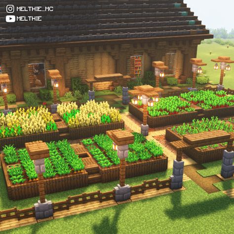 Crops Farm Minecraft, Farm Field Minecraft, Minecraft Crop Ideas, Minecraft Fields, Minecraft Aqueduct, Minecraft Crops Ideas, Minecraft Field Ideas, Minecraft Field, Minecraft Crop Farm Ideas