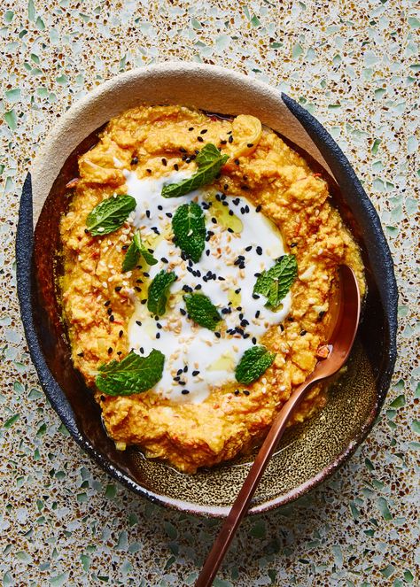 This egg breakfast recipe from Andy Baraghani's dad is based on a Persian omelette, with eggs, tomatoes, onions, and turmeric. Turmeric Eggs, Egg Benedict, Dijon Chicken, Turmeric Recipes, Egg Recipes For Breakfast, Egg Breakfast, Tikka Masala, Perfect Breakfast, Sweet Breakfast